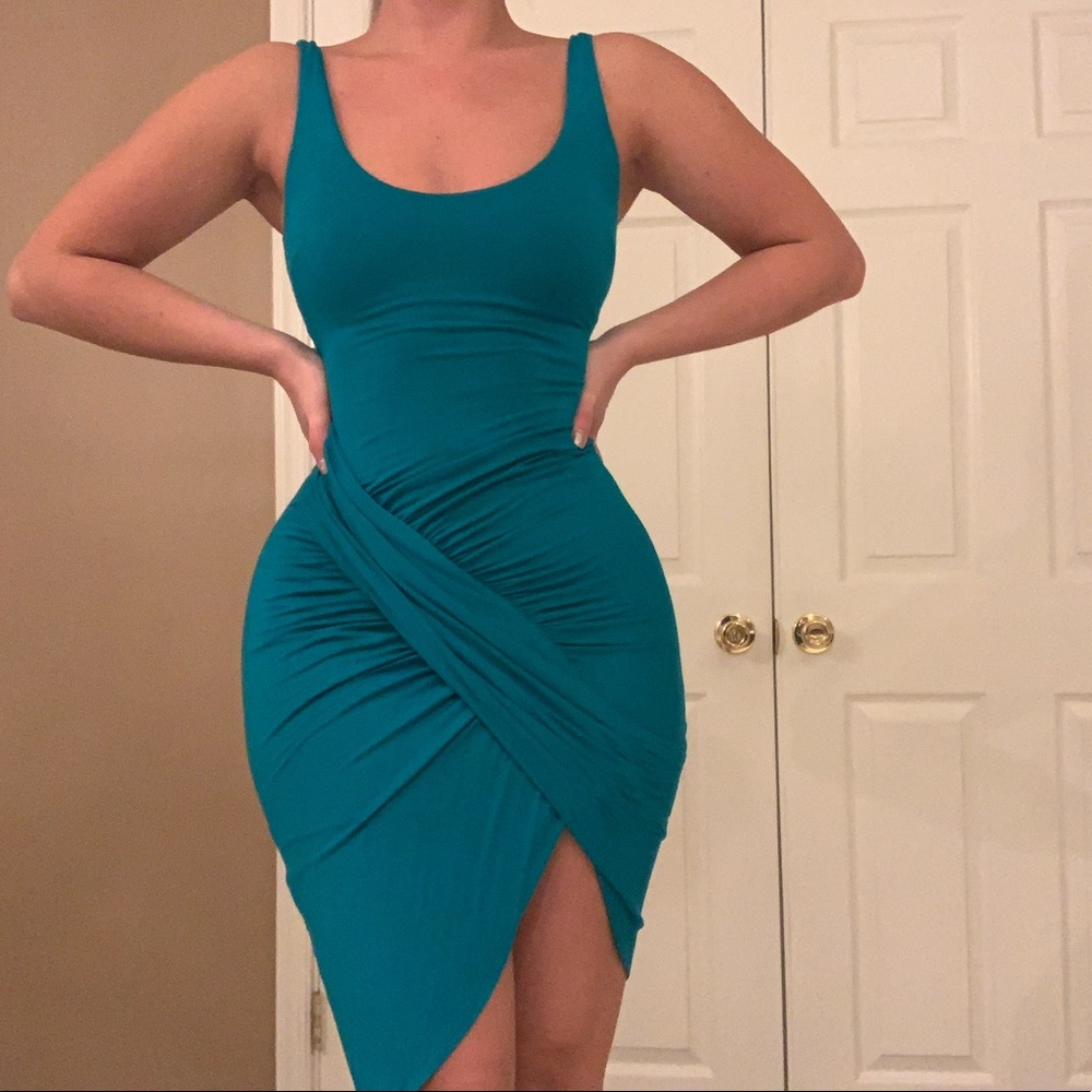 cute bebe summer dress (only worn once)